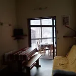 Dans A La Montagne Apartment *